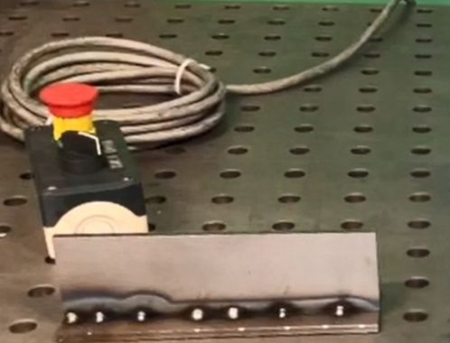 Kolaborativní svařovací robot - funkce Tack welding